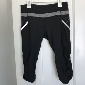 EUC Lululemon Run a Marathon Crop size 6